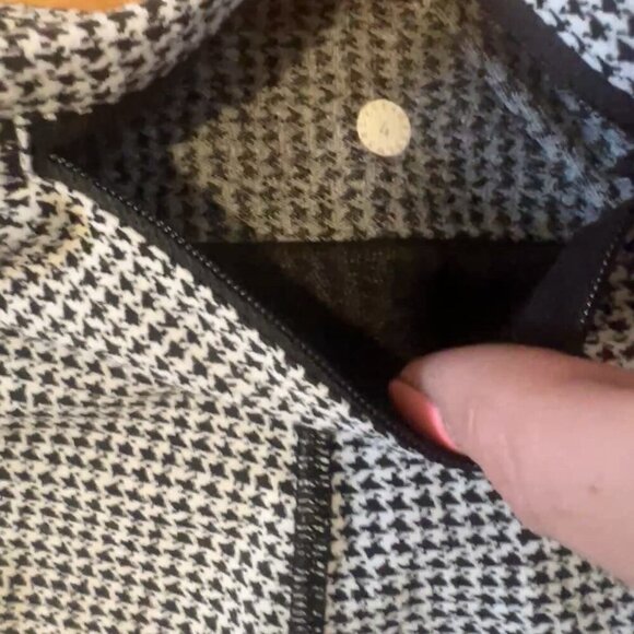 Lululemon - Speed Up Tight - Teeny Tooth White Black - 4 - Picture 6 of 6